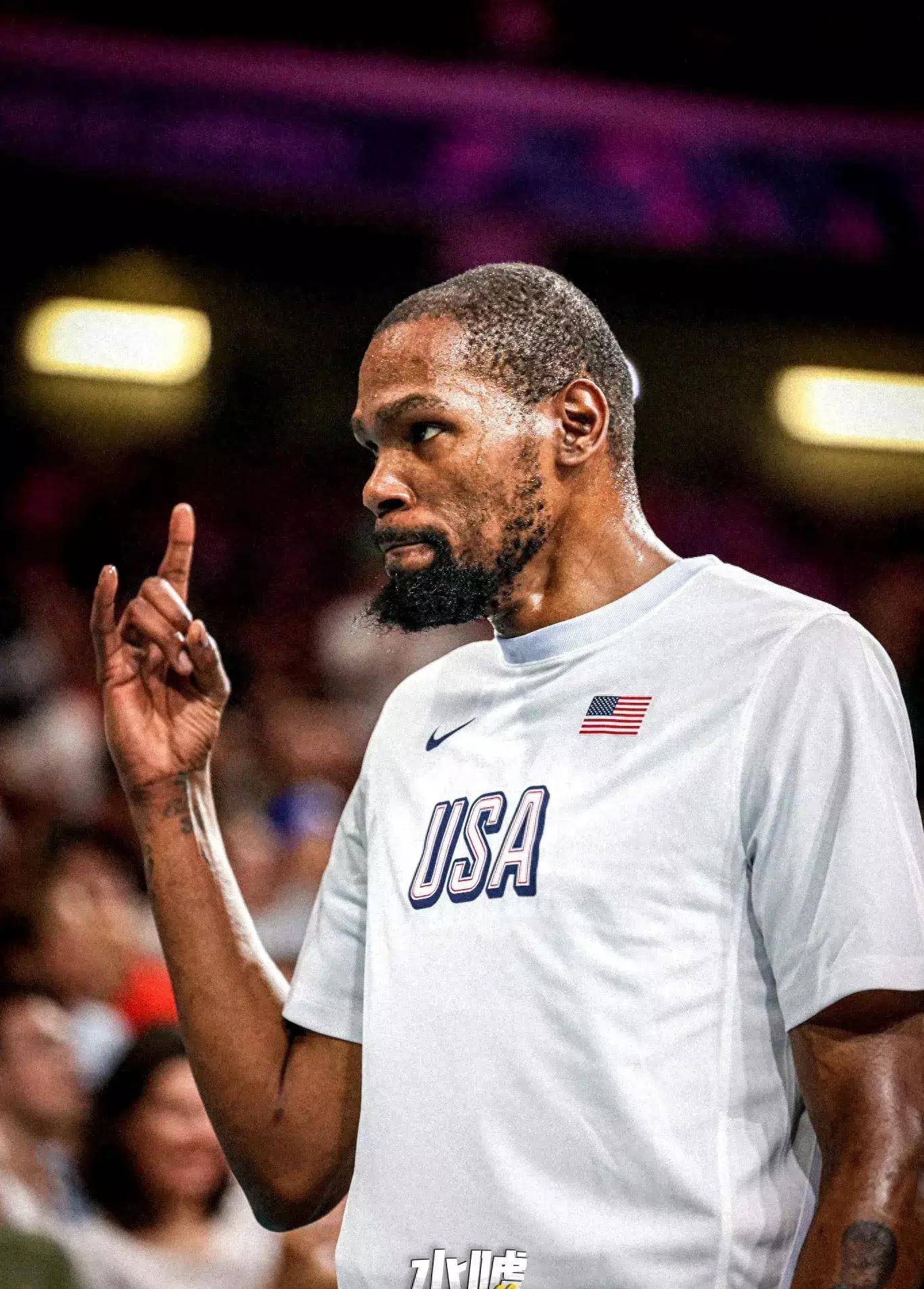 托马斯的康复之路：从伤病到回归的每一步（托马斯重返赛场之旅：从受伤到复出的全程）