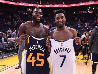 NBA官宣：76人违规罚款10万美元 恩比德赛前状态缺席却登场（NBA官方宣布：76人违规遭罚10万美元，恩比德赛前列缺席仍出战）