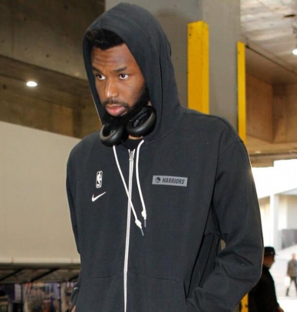 马德兴：U22男足广东集训后将前往阿联酋，在那踢4-5场热身赛（马德兴：U22男足结束广东集训将赴阿联酋，计划进行4至5场热身赛）