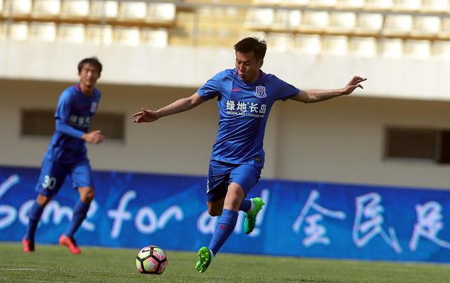 利物浦3-2毕尔巴鄂竞技，萨拉赫破门+失点，加克波双响（利物浦3-2险胜毕尔巴鄂竞技：萨拉赫进球失点，加克波梅开二度）